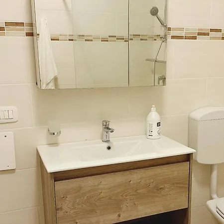 Rustico Da Pina Con Angolo Cottura Castions